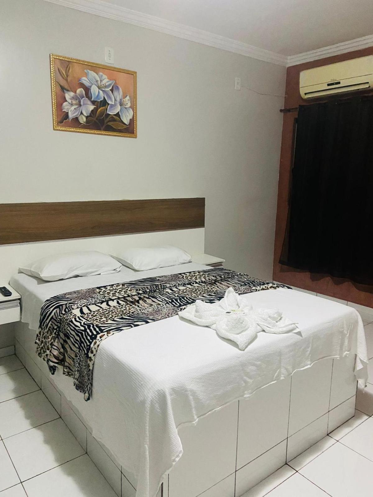 Hotel Brasilia Park Novo Gama Kültér fotó